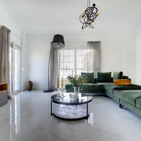 Gia's Luxury Ασγούρου